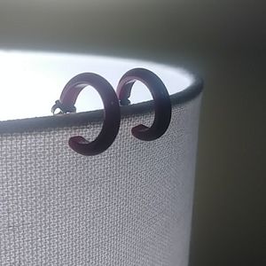 Vintage Rusty Red Luminescent Bakelite Hoop Earrin